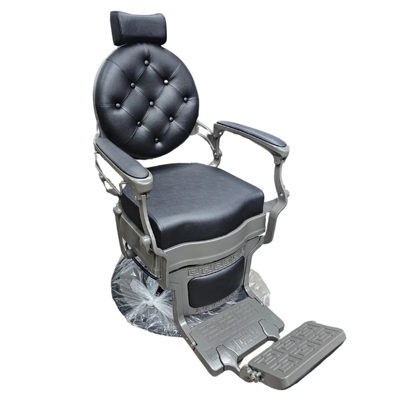 Salon & Co The Matteo Barber Chair - Black